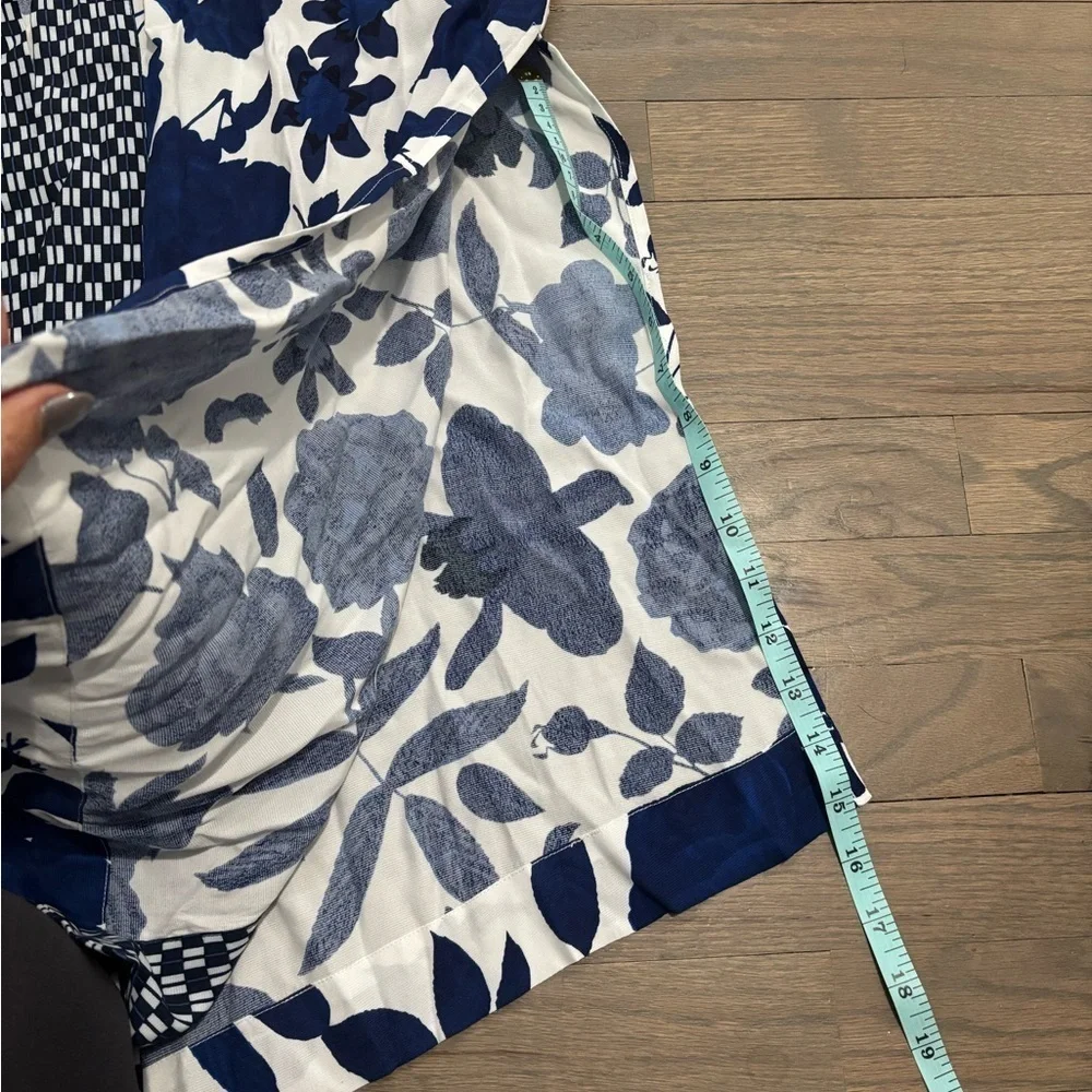 CAbi | #5661 Blue & White Floral Kimono Open Front Jacket - Size: M/L